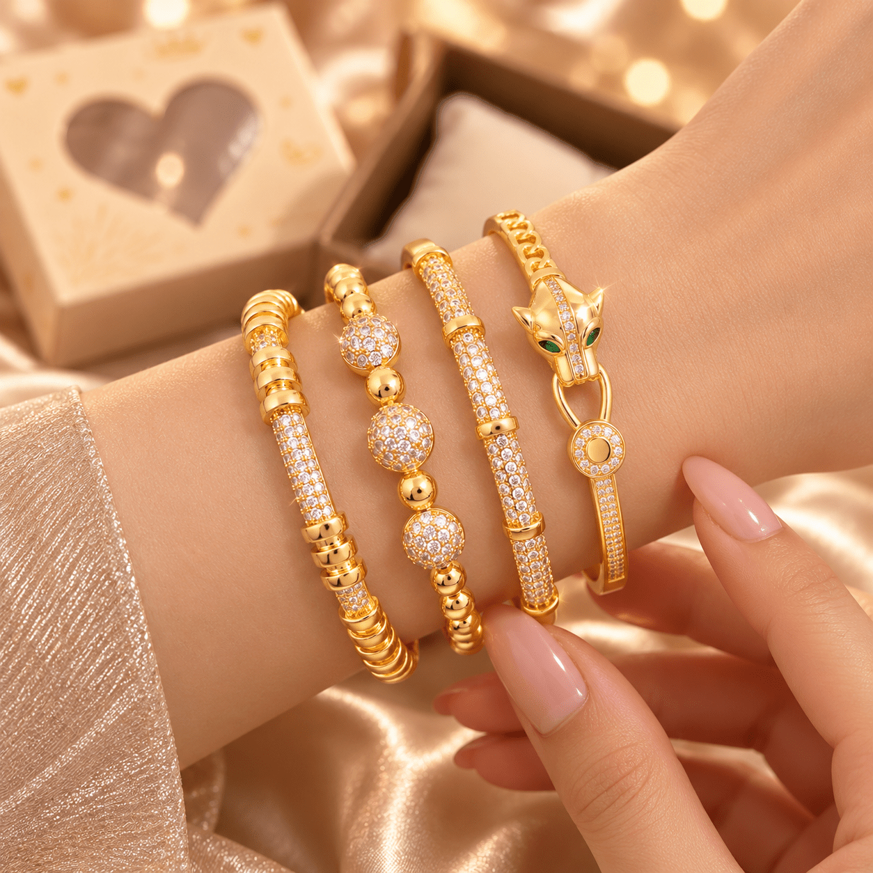 Trendy Women's 4pc Bracelet Set, Leopard Head Design